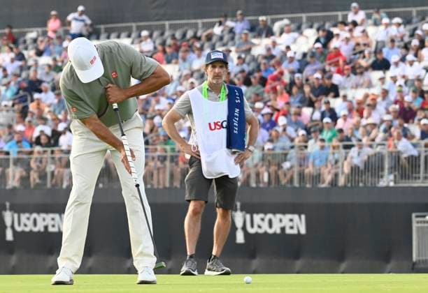 Adam Scott of Australia putts on th 17th hole during the third round of the 125th U.S. Open Golf Championship at Oakmont Country Club in Oakmont, Pennsylvania on Saturiday, June 14, 2025.  PIT20250614693 ARCHIExCARPENTER