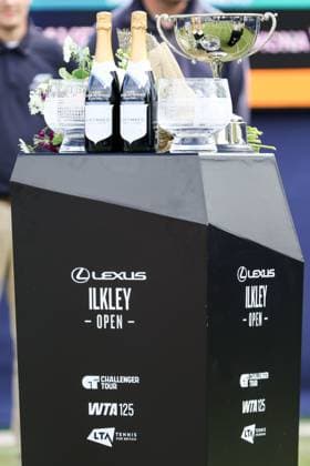 Ilkley Tennis Club, England, June 14th 2025: The winners trophy from the WTA, Tennis Damen 125 Lexus Ilkley Open doubles final at Ilkley Tennis Club, Ilkley, England, June 14th, 2025. (Sean Chandler SPP) Copyright: xSeanxChandlerx xSPPx spp-en-SeChSp-WTA 125 Lexus Ilkley Open Doubles Final Ilkley Tennis Club-92F5A1948