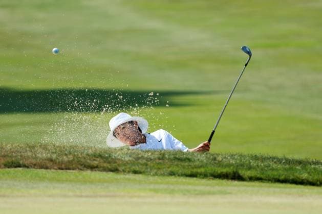Meijer LPGA, Golf Damen Classic BELMONT, MICHIGAN-JUNE 14: Somi Lee of Republic of Korea hits out of the bunker toward the 17th green during the third round of the Meijer LPGA Classic for Simply Give golf tournament at Blythefield Country Club in Belmont, MI, USA Saturday, June 14, 2025. Belmont Michigan United States  Copyright: xJorgexLemusx originalFilename:lemus-meijerlp250614_npVow.jpg