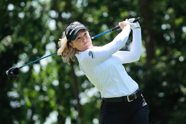 Meijer LPGA, Golf Damen Classic BELMONT, MICHIGAN-JUNE 14: Brooke Henderson of Canada plays her tee shot on the 10th hole during the third round of the Meijer LPGA Classic for Simply Give golf tournament at Blythefield Country Club in Belmont, MI, USA Saturday, June 14, 2025. Belmont Michigan United States  Copyright: xJorgexLemusx originalFilename:lemus-meijerlp250614_nphIe.jpg