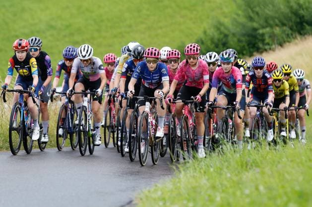 TDS Women Ginia Caluori, Marlen Reusser and Kristen Faulkner 15 06 2025 Kuessnacht, SWITZERLAND, Tour de Suisse Women 4 Etappe Kuessnacht Kuessnacht vl Mary Fisher Black, Ginia Caluori, Marlen Reusser and Kristen Faulkner on the ascent to Michaelskreuz