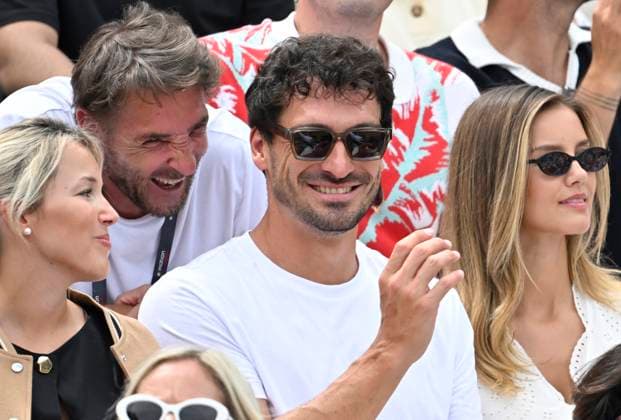 on the tribune Actor Mark Keller left in conversation Discussion with Mats Hummels with girlfriend Nicola Cavanis Tennis Men BOSS Open ATP 250 Stuttgart 2025 Weissenhof BOSS Open ATP 250 Stuttgart 2025