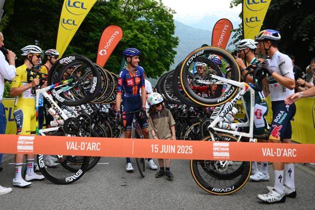 Criterium du Dauphine 2025 Stage 8 VAL-CENIS PLATEAU DU MONT-CENIS, FRANCE - JUNE 15 : Van Der Poel Mathieu (NED) of Alpecin - Deceuninck, Pogacar Tadej (SLO) of UAE Team Emirates - XRG and Bardet Romain (FRA) of Team Picnic PostNL, Lipowitz Florian (GER) of Red Bull BORA - Hansgrohe, Buitrago Santiago (COL) of Bahrain - Victorius during stage 8 of the 77th edition of Criterium du Dauphine Libere an UCI World Tour 2.UWT cycling road race stage for Men Elite of 133.3 km with start in Val-d Arc and finish in Val-Cenis Plateau du Mont-Cenis on June 15, 2025 in Val-Cenis Plateau du Mont-Cenis, France, 15 06 2025 ( Motordriver Kenny Verfaillie - Val-Cenis Plateau du Mont-Cenis France  Copyright: xVincentxKalutx