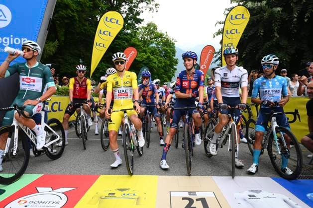 Criterium du Dauphine 2025 Stage 8 VAL-CENIS PLATEAU DU MONT-CENIS, FRANCE - JUNE 15 : Van Der Poel Mathieu (NED) of Alpecin - Deceuninck, Pogacar Tadej (SLO) of UAE Team Emirates - XRG and Bardet Romain (FRA) of Team Picnic PostNL, Lipowitz Florian (GER) of Red Bull BORA - Hansgrohe, Buitrago Santiago (COL) of Bahrain - Victorius during stage 8 of the 77th edition of Criterium du Dauphine Libere an UCI World Tour 2.UWT cycling road race stage for Men Elite of 133.3 km with start in Val-d Arc and finish in Val-Cenis Plateau du Mont-Cenis on June 15, 2025 in Val-Cenis Plateau du Mont-Cenis, France, 15 06 2025 ( Motordriver Kenny Verfaillie - Val-Cenis Plateau du Mont-Cenis France  Copyright: xVincentxKalutx