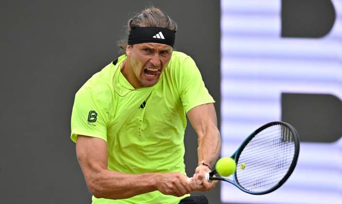 Alexander Zverev GER Action Tennis Men BOSS Open ATP 250 Stuttgart 2025 Weissenhof BOSS Open ATP 250 Stuttgart 2025