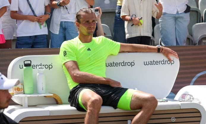 BAU Stuttgart Tennis , BOSS Open Final, Alexander Zverev GER disappointed