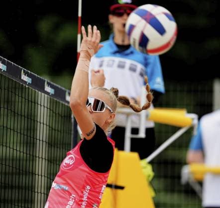 Beach volleyball in Essen FOR EDITORIAL PURPOSES ONLY EDITORIAL USE ONLY p Paula Schürholz Foto and Ella Schürholz played against Luisa Fabek and Luisa Doss at the Beach Volleyball 2 0 Sparkassen Beach Cup on 15 06 2025 on the court at Schemmannsfeld 29 Sisters Schürholz from Essen, Paula was in the youth national team and has won several 1st and 2nd places Michael Gohl FUNKE Foto Services p Sport Deutschland Nordrhein Westfalen Essen Copyright MichaelxGohl Copyright: MichaelxGohl doc81396wwgui8jg44nonr ,EDITORIAL USE ONLY Copyright: MichaelxGohl
