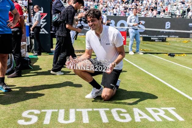 BOSS OPEN ATP250 15 06 2025 Winner of the BOSS OPEN 2025 Taylor Fritz USA with trophy, Stuttgart lettering BOSS OPEN ATP250 Stuttgart, Tennisclub Weissenhof on 15 06 2025 Copyright: xBEAUTIFULxSPORTS Wunderlx