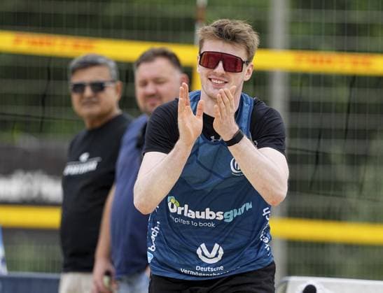 Beach volleyball in Essen FOR EDITORIAL PURPOSES ONLY EDITORIAL USE ONLY p Jonah Juditzki and Lukas Prions photo played against Dennis Barthel and Fabian Brümmer at the beach volleyball semi-finals 2 0 Sparkassen Beach Cup Finals on 15 06 2025 at the Schemmannsfeld 29 Michael Gohl FUNKE Foto Services p Sport Deutschland Nordrhein Westfalen Essen Copyright MichaelxGohl Copyright: MichaelxGohl doc8139alf234zx5fc6ak4 ,EDITORIAL USE ONLY Copyright: MichaelxGohl