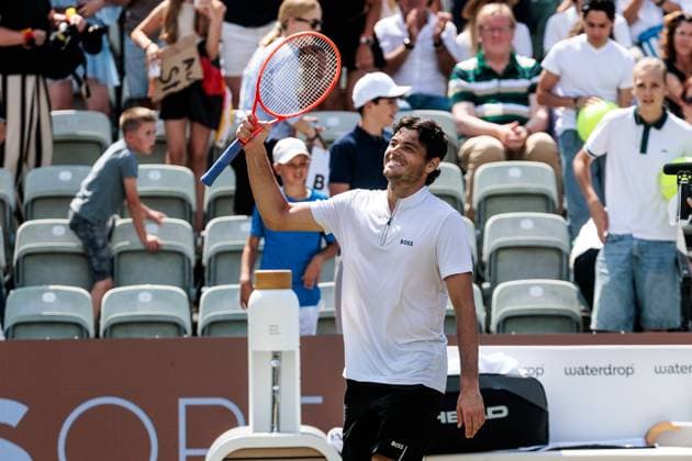 BOSS OPEN ATP250 15 06 2025 Taylor Fritz USA after winning the match against Alexander Zverev GER BOSS OPEN ATP250 Stuttgart, Tennisclub Weissenhof on 15 06 2025 Copyright: xBEAUTIFULxSPORTS Wunderlx