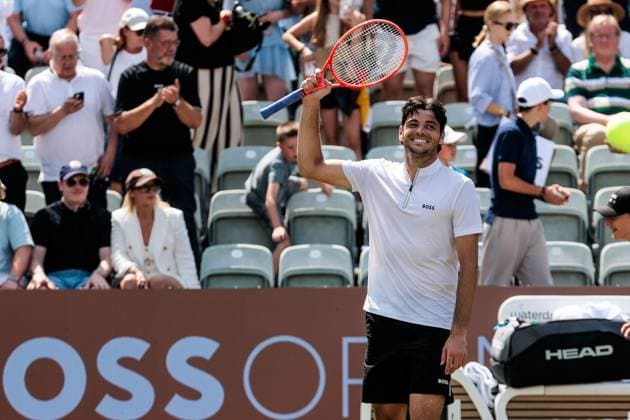 BOSS OPEN ATP250 15 06 2025 Taylor Fritz USA after winning the match against Alexander Zverev GER BOSS OPEN ATP250 Stuttgart, Tennisclub Weissenhof on 15 06 2025 Copyright: xBEAUTIFULxSPORTS Wunderlx
