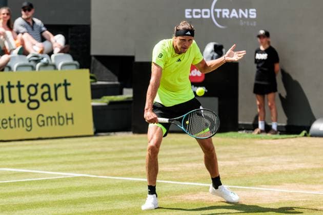 BOSS OPEN ATP250 15 06 2025 Alexander Zverev GER in match against Taylor Fritz USA BOSS OPEN ATP250 Stuttgart, Tennisclub Weissenhof on 15 06 2025 Copyright: xBEAUTIFULxSPORTS Wunderlx