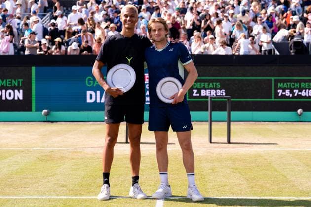 2025-06-15 2025 Libema Open Grass Court Championships ROSMALEN, NETHERLANDS - JUNE 15: Gabriel Diallo of Canada and Zizou Bergs of Belgium during Day Seven of 2025 Libema Open Grass Court Championships at Autotron on June 15, 2025 in Rosmalen, Netherlands. Rosmalen Autotron Netherlands Content not available for redistribution in The Netherlands directly or indirectly through any third parties. Copyright: xJorisxVerwijstx