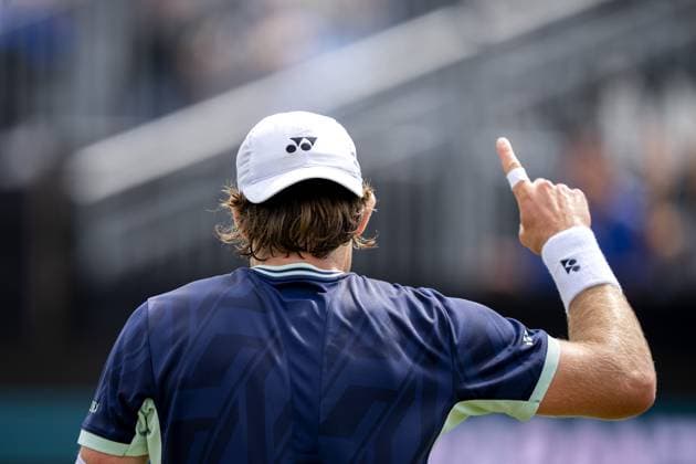 DEN BOSCH - Zizou Bergs (BEL) in his match against Gabriel Diallo (CAN) during the final of the Libema Open tennis tournament. The grass tournament is part of the ATP, Tennis Herren and WTA, Tennis Damen circuit. ANP SANDER KING xVIxANPxSportx xxANPxIVx 529957718 originalFilename: 529957718.jpg