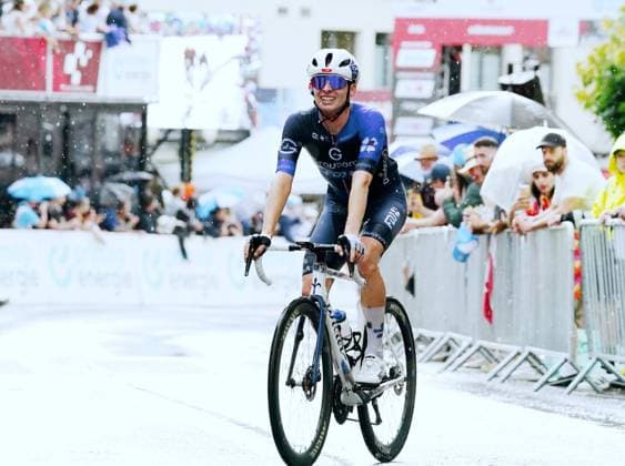 15 06 2025 Switzerland Tour de Suisse Men 2025 Stage Kuessnacht Kuesnacht Picture Romain Gregoire FRA Team GFC Groupama FDJ Cheers Cheers Action