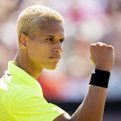 DEN BOSCH - Gabriel Diallo (CAN) in his match against Zizou Bergs (BEL) during the final of the Libema Open tennis tournament. The grass tournament is part of the ATP, Tennis Herren and WTA, Tennis Damen circuit. ANP SANDER KING xVIxANPxSportx xxANPxIVx 529958887 originalFilename: 529958887.jpg