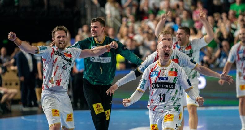 15 06 2025, Handball, Men, Truckscout 25 EHF Final4 2025, Champions League, Final Four 2024, EHF, Final, Füchse Berlin SC Magdeburg, The Magdeburg handball players celebrate their victory after the final whistle Albin Lagergren SC Magdeburg, left , Sergey Hernandez Ferrer SC Magdeburg, 2 from left , Daniel Pettersson SC Magdeburg, right Cologne Lanxess Arena North Rhine-Westphalia Germany