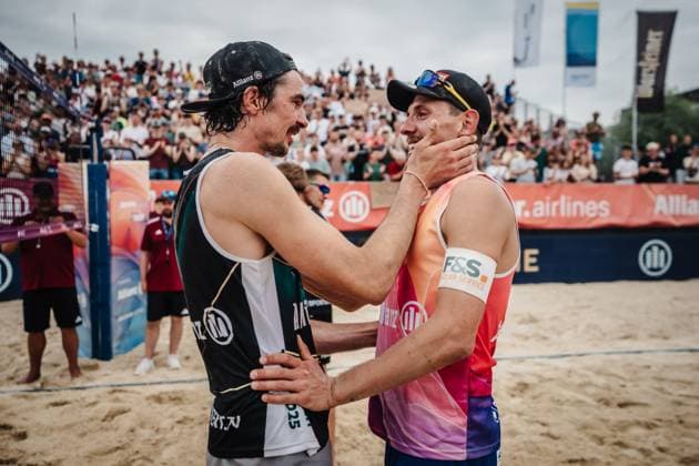 Beach volleyball men Allianz German Beach Tour 2025 Tourstop Bremen 15 06 2025 from l Jannik Kühlborn and Bennet Poniewaz after the match Bremen Waterfront Bremen Germany