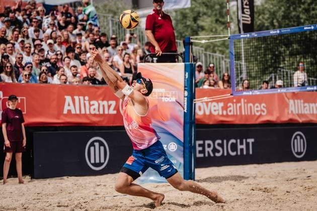 Beach volleyball men Allianz German Beach Tour 2025 Tourstop Bremen 15 06 2025 Bennet Poniewaz plays the ball Bremen Waterfront Bremen Germany