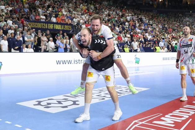 15 06 2025, xgox,Handball, EHF Champions League Final, Fuechse Berlin SC Magdeburg v l Tim Zechel Magdeburg, 9 , Albin Lagergren Magdeburg, 21 Celebrating the victory, cheering after the end of the game Cologne