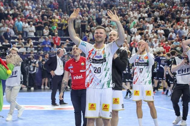 15 06 2025, xgox,Handball, EHF Champions League Final, Fuechse Berlin SC Magdeburg v l Philipp Weber Magdeburg, 20 Cheering about the victory, cheering after the end of the game Cologne