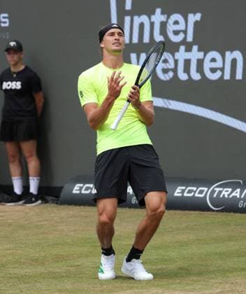 (250616) -- STUTTGART, June 16, 2025 -- Alexander Zverev of Germany reacts during the men s singles final between Alexander Zverev of Germany and Taylor Fritz of the United States at the Stuttgart Open 2025 tennis tournament in Stuttgart, Germany, June 15, 2025. (Photo by Xinhua) (SP)GERMANY-STUTTGART-TENNIS-STUTTGART OPEN-FINAL PhilippexRuiz 