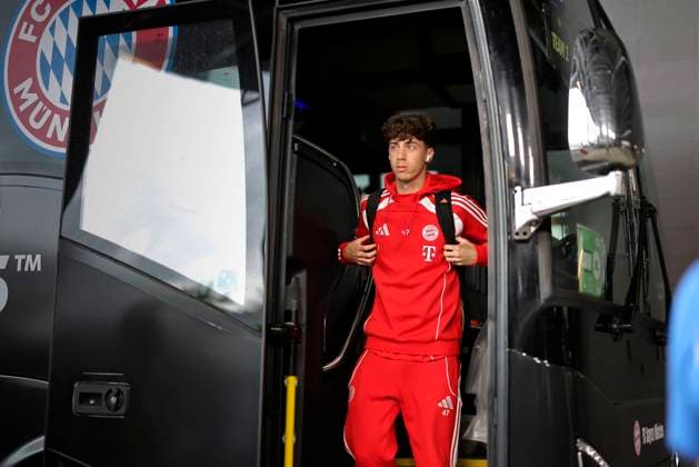 15 06 2025, FIFA Club World Cup 2025, Group C, FC Bayern Munich Auckland City, at TQL Stadium, Cincinnati USA , David Santos Daiber Bayern Munich gets off the team bus