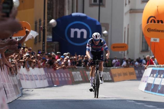 VERVENNE Jonathan ( SOUDAL QUICK-STEP DEVO TEAM) winner stage during the stage 2 of the Giro Next Gen 2025, Rho Fiera Milano (Mi) - CantÃ¹ (Co), 146 km, Italy - Monday, June 16, 2025. - cycling.  Copyright: xGianxMattiaxD Albertox LaPressex