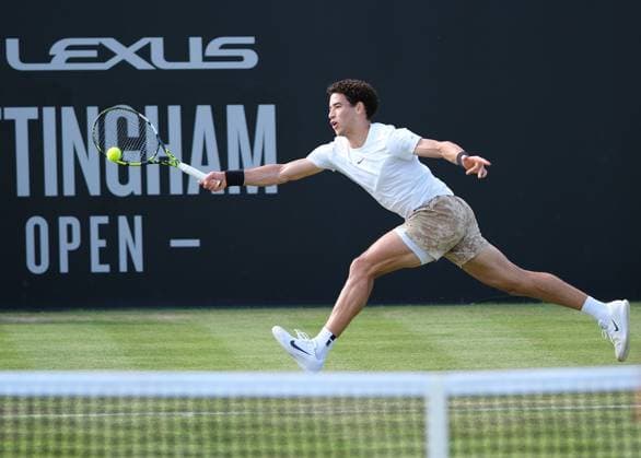 Nottingham Tennis Centre Nottingham, England - June 16th : George Loffhagan returns serve from James Mccabe during the first round match in the Lexus Nottingham Tennis Open on June 16th, 2025 in Nottingham, England (Paul Bonser SPP) Copyright: xPaulxBonser SPPx spp-en-PaBo-Lexus Nottingham Open 2485
