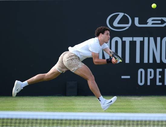Nottingham Tennis Centre Nottingham, England - June 16th : George Loffhagan returns serve from James Mccabe during the first round match in the Lexus Nottingham Tennis Open on June 16th, 2025 in Nottingham, England (Paul Bonser SPP) Copyright: xPaulxBonser SPPx spp-en-PaBo-Lexus Nottingham Open 2486