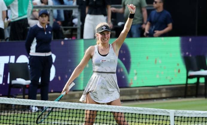 Magdalena Frech POL cheers at the Steffi Graf Stadium Sport HYLO Berlin Tennis Open Ladies 16 06 2025