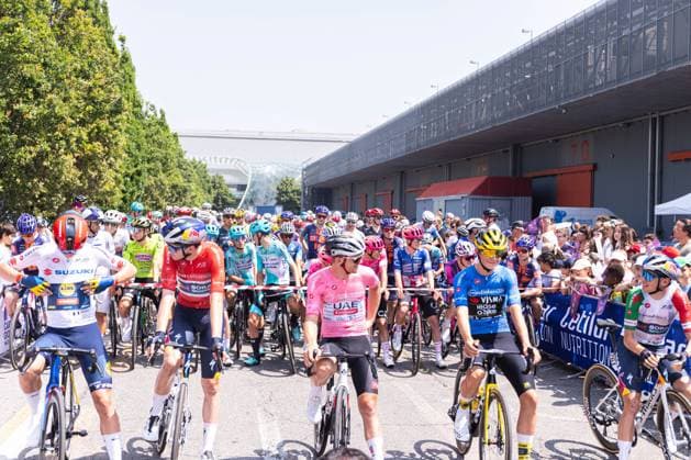Giro Next Gen 2025 - 2nd Stage - Rho CantÃ¹ The second stage of Giro Next Gen 2025, Rho - Cantu, starts from Fiera Milano. CantÃ¹ Italy  Copyright: xTommasoxBerardix originalFilename:berardi-gironext250616_nppds.jpg