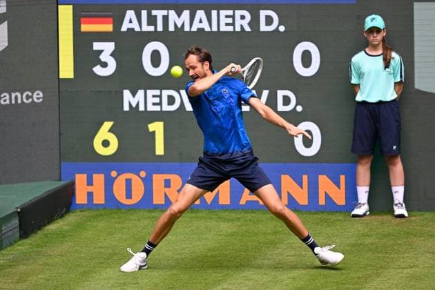 Halle, OWL Arena, 16 06 25, GER, Men, Tennis, Terra Wortmann Open 2025, 1 Main Round Picture Daniil MEDVEDEV North Rhine-Westphalia Germany
