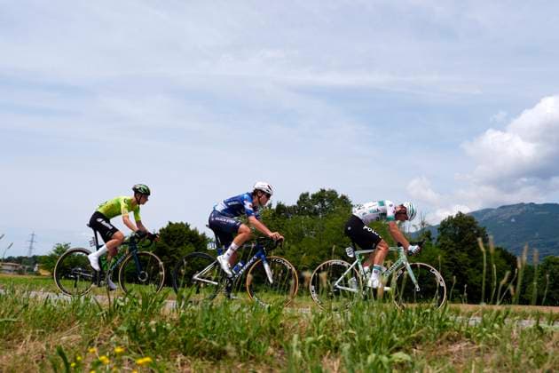 The pack rides during the stage 3 of the Giro Next Gen 2025, Albese con Cassano (Co) -Passo Maniva (Bs), 143 km, Italy - Tuesday, June 17, 2025. - cycling.  Copyright: xFabioxFerrarix LaPressex