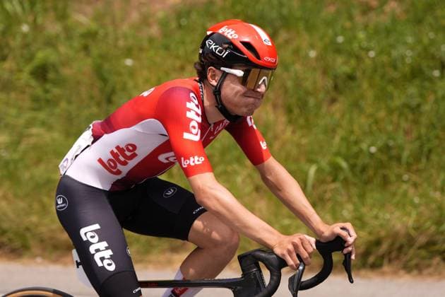 WIDAR Jarno ( LOTTO DEVELOPMENT TEAM) The pack rides during the stage 3 of the Giro Next Gen 2025, Albese con Cassano (Co) -Passo Maniva (Bs), 143 km, Italy - Tuesday, June 17, 2025. - cycling.  Copyright: xFabioxFerrarix LaPressex