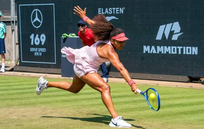 17 06 2025, WTA 500, Tennis, Women, Berlin Tennis Open by Hylo 2025, Berlin, 1 round, Naomi Osaka Japan Ludmila Samsonova Russia Naomi Osaka Japan Berlin Steffi Graf Stadion Berlin Germany