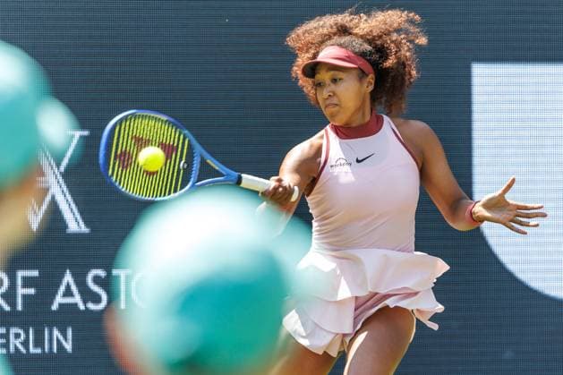 Berlin, 17 06 25, Tennis ecotrans Ladies Open Berlin at Steffi Graf Stadium Ladies, Singles, 1 round, Osaka Japan Samsonova Russia , Steffi Graf Stadium Naomi Osaka Japan returns a ball Berlin Tennis Open by HYLO 2025