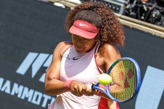 Berlin, 17 06 25, Tennis ecotrans Ladies Open Berlin at Steffi Graf Stadium Ladies, Singles, 1 round, Osaka Japan Samsonova Russia , Steffi Graf Stadium Naomi Osaka Japan returns a ball Berlin Tennis Open by HYLO 2025