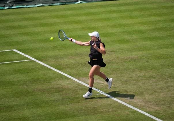 Nottingham Tennis Centre Nottingham, England - June 17th : Sonay Kartal plays a forehand shot to Leolia Jeanjean during the match in the Lexus Nottingham Tennis Open on June 17th, 2025, England (Paul Bonser SPP) Copyright: xPaulxBonser SPPx spp-en-PaBo-Lexus Nottingham Open 5617