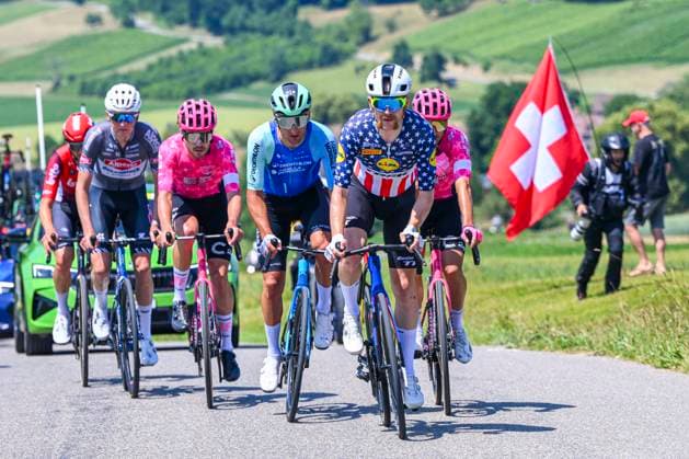 Tour de Suisse 2025 Stage 3 HEIDEN, SWITZERLAND - JUNE 17 : Verstrynge Emiel (BEL) of Alpecin - Deceuninck, Peters Nans (FRA) of Decathlon AG2R La Mondiale Team, Van Moer Brent (BEL) of Lotto leading the escape pack, Battistella Samuele (ITA) of EF Education - Easypost, Walker Max (GBR) of EF Education - Easypost, Simmons Quinn (USA) of Lidl - Trek during stage 3 of the 88th edition of Tour de Suisse an UCI World Tour 2.UWT cycling road race stage for Men Elite of 195.6 km with start in Aarau and finish in Heiden on June 17, 2025 in Heiden, Switzerland, 17 06 2025 ( Motordriver Kenny Verfaillie - Heiden Switzerland  Copyright: xVincentxKalutx