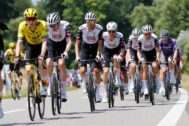 TDS 3 stage Mikkel Norsgaard Bjerg DEN Felix Grossschartner AUT Team UAE Emirates 16 06 2025 Endingen, SWITZERLAND, Tour de Suisse 3 stage Aarau Heiden Mikkel Norsgaard Bjerg DEN Felix Grossschartner AUT Team UAE Emirates with Bidon