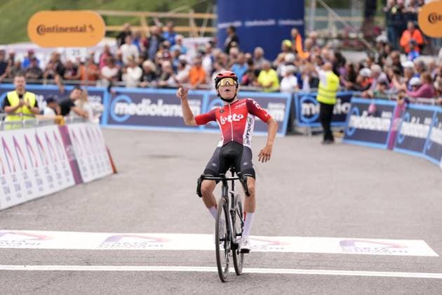 WIDAR Jarno ( LOTTO DEVELOPMENT TEAM) Winner stage during the stage 3 of the Giro Next Gen 2025, Albese con Cassano (Co) -Passo Maniva (Bs), 143 km, Italy - Tuesday, June 17, 2025. - cycling.  Copyright: xFabioxFerrarix LaPressex