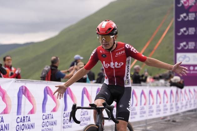 WIDAR Jarno ( LOTTO DEVELOPMENT TEAM) Winner stage during the stage 3 of the Giro Next Gen 2025, Albese con Cassano (Co) -Passo Maniva (Bs), 143 km, Italy - Tuesday, June 17, 2025. - cycling.  Copyright: xFabioxFerrarix LaPressex