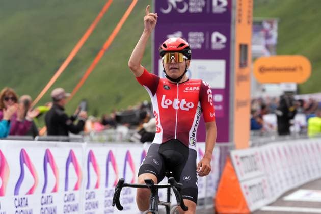 WIDAR Jarno ( LOTTO DEVELOPMENT TEAM) Winner stage during the stage 3 of the Giro Next Gen 2025, Albese con Cassano (Co) -Passo Maniva (Bs), 143 km, Italy - Tuesday, June 17, 2025. - cycling.  Copyright: xFabioxFerrarix LaPressex