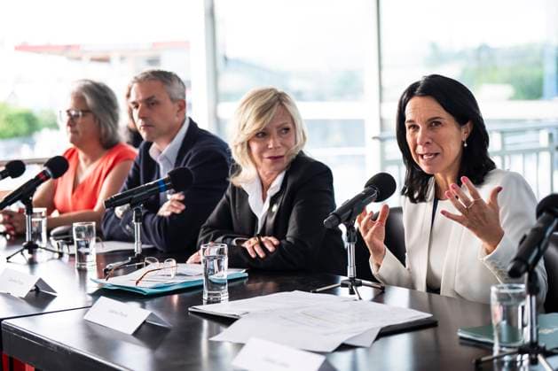 June 17, 2025, Montreal, Pq, CANADA: Montreal mayor Valo rie Plante, right, gives remarks on a Formula One Canadian Grand Prix contract extension while accompanied by, from left, Vo ronique Doucet, director of the Jean-Drapeau Park society, Jean-Philippe Paradis, president of Formula One Grand Prix, Canada; and Caroline Proulx, minister of Tourism of Quebec, during a press conference, PK, Pressekonferenz in Montreal on Tuesday, June 17, 2025. Canada News - June 17, 2025 - ZUMAc35_ 20250617_zaf_c35_010 Copyright: xChristopherxKatsarovx