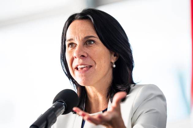 June 17, 2025, Montreal, Pq, CANADA: Montreal mayor Valo rie Plante, centre, gives remarks on a Formula One Canadian Grand Prix contract extension during a press conference, PK, Pressekonferenz in Montreal on Tuesday, June 17, 2025. Canada News - June 17, 2025 - ZUMAc35_ 20250617_zaf_c35_016 Copyright: xChristopherxKatsarovx