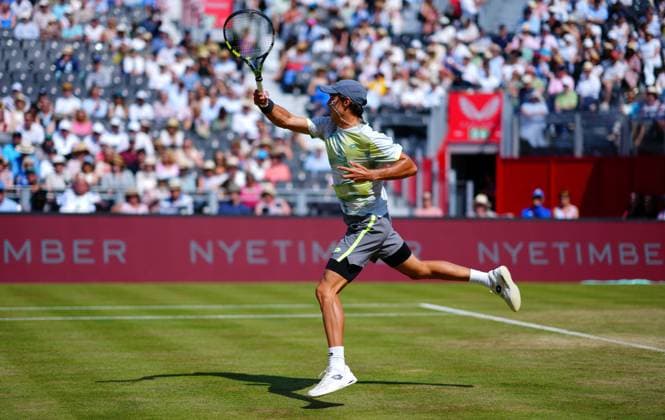 Adam Walton in first round action Queen s Club Championships, Day 9, Queen s Club, West Kensington, London, UK - 17 Jun 2025  Copyright: xJavierxGarcia Shutterstockx 15360763ab