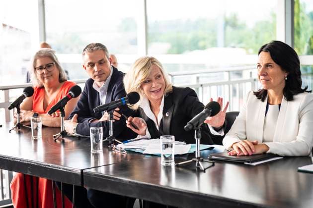 June 17, 2025, Montreal, Pq, CANADA: Caroline Proulx, minister of Tourism of Quebec gives remarks on a Formula One Canadian Grand Prix contract extension while accompanied by, from left, Vo ronique Doucet, director of the Jean-Drapeau Park society, Jean-Philippe Paradis, president of Formula One Grand Prix, Canada; Montreal mayor Valo rie Plante, Carlos Leito£o, parliamentary secretary to the Ministry of Industry and Yves Lalumiere, president of Tourism Montreal during a press conference, PK, Pressekonferenz in Montreal on Tuesday, June 17, 2025. Canada News - June 17, 2025 - ZUMAc35_ 20250617_zaf_c35_022 Copyright: xChristopherxKatsarovx