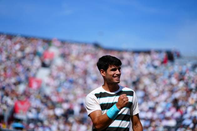 Carlos Alcaraz in first round action Queen s Club Championships, Day 9, Queen s Club, West Kensington, London, UK - 17 Jun 2025  Copyright: xJavierxGarcia Shutterstockx 15360763bg