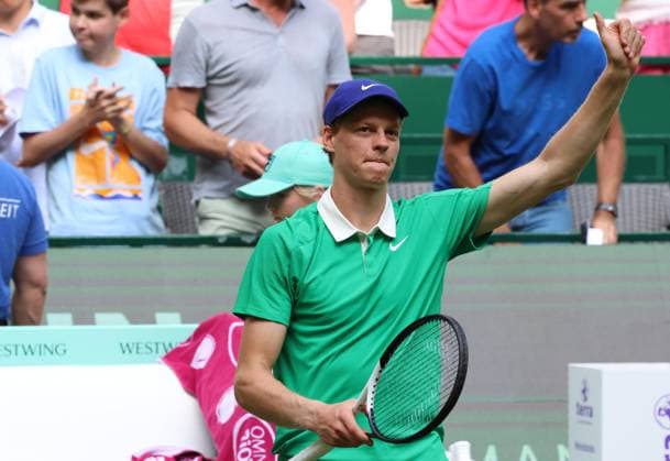 Halle, Germany: Tennis COURT WORTMANN OPEN, Jannik Sinner (ITA), Halle, Germany, June 17, 2025. Photo TERRA WORTMANN OPEN 2025  - ZUMAp169 0822399051st Copyright: xFelicexCalabrox